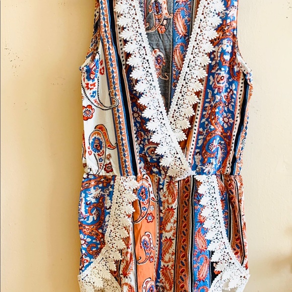 Romper - Picture 2 of 5